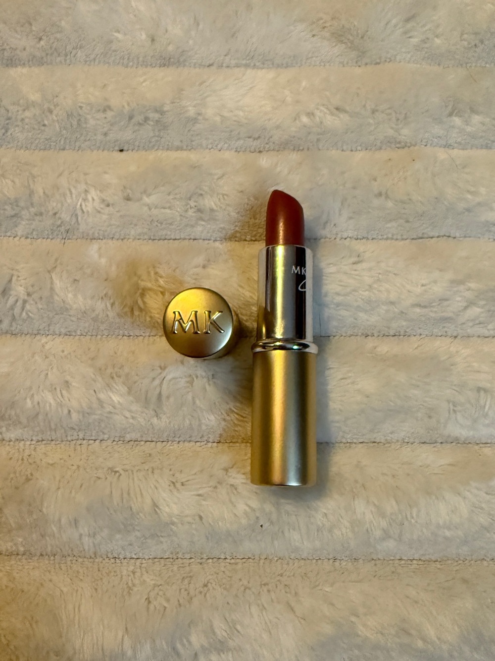 Mary Kay Satin Lipstick in Apricot Glaze